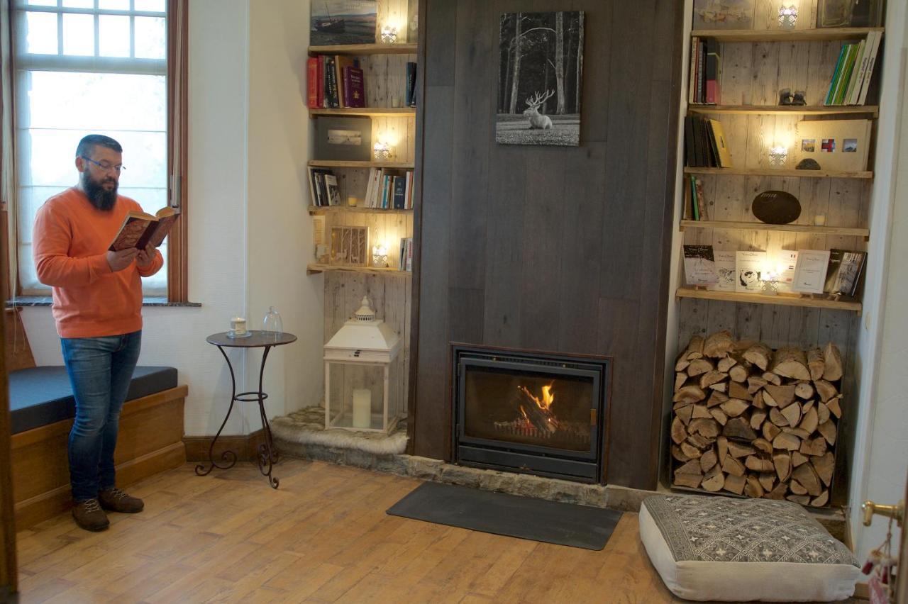 L'Ancienne Poste - Chambres D'Hotes Et Table De Degustation Marloie Bagian luar foto